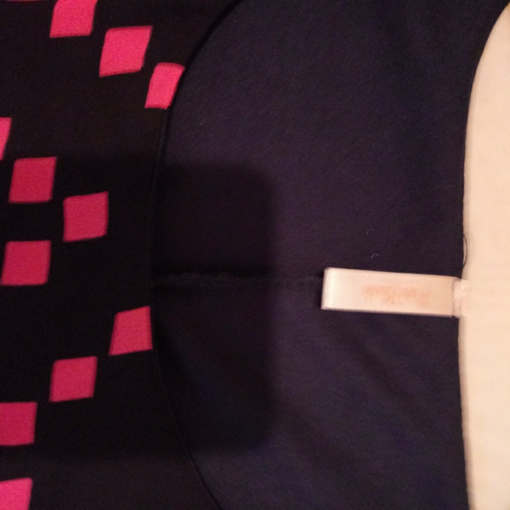 PINKBLUSH BRAND DRESS - Picture 5 of 8